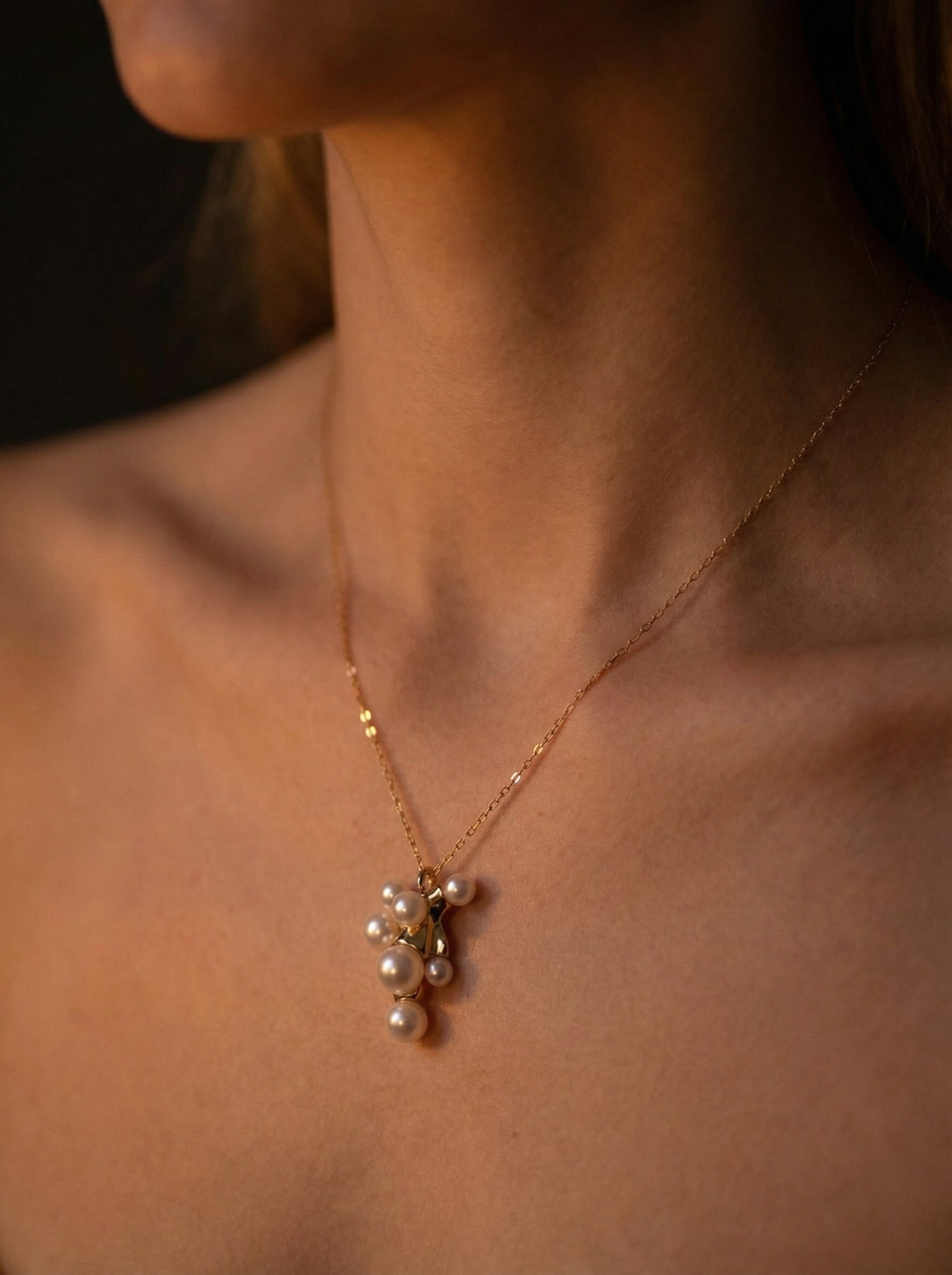 Efemera Soft Current necklace - delicate gold with aquamarine pendant